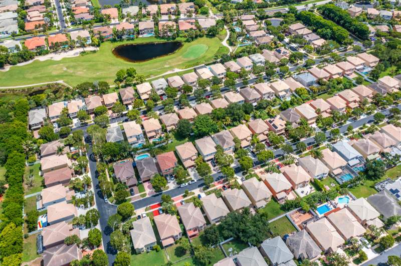 4 bedroom Single Family Residence at 1534 Running Oak Lane, Madison Green 1 Par B, Royal Palm Beach — photo 4