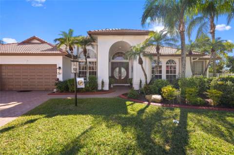 6691 Segovia Way, Pembroke Pines FL - photo 9 of 73