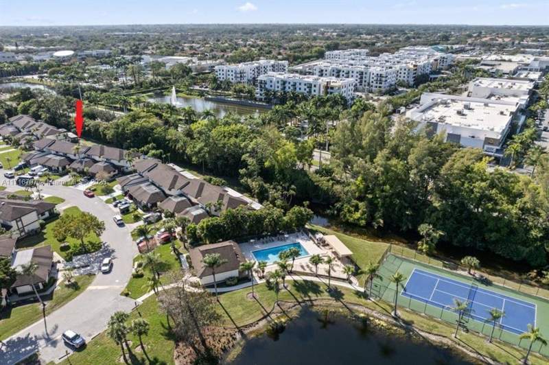 4 bedroom Townhouse at 20929 Boca Ridge Drive, Boca Ridge Glen, Boca Raton — photo 3