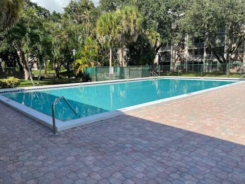 1075 Riverside Drive #303, Coral Springs FL - photo 21 of 23