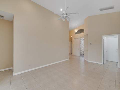 257 NW Toscane Trail, Port St. Lucie FL - photo 18 of 82