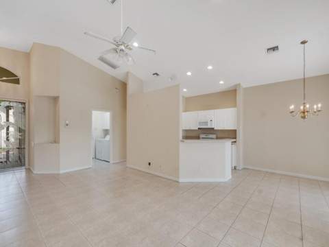 257 NW Toscane Trail, Port St. Lucie FL - photo 19 of 82
