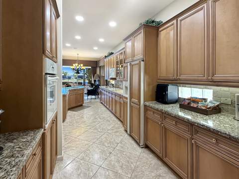 10891 Northgreen Drive, Lake Worth FL - photo 10 of 24