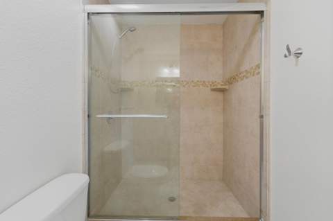 18966 SE Southgate Drive, Jupiter FL - photo 13 of 23