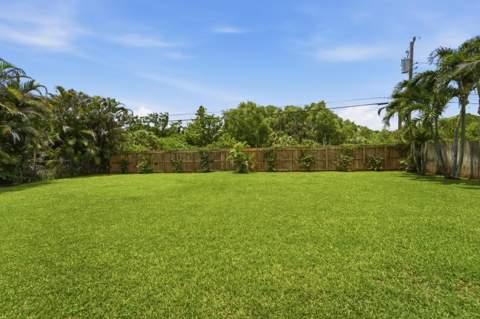 18966 SE Southgate Drive, Jupiter FL - photo 21 of 23
