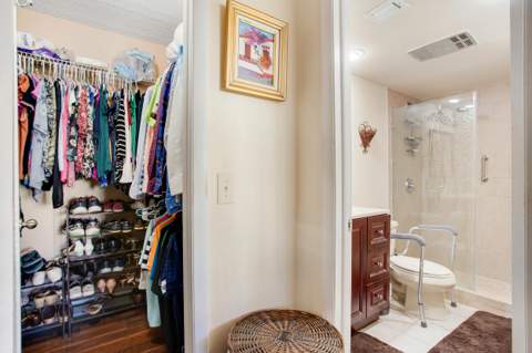 211 S Hollybrook Drive #107, Pembroke Pines FL - photo 17 of 20