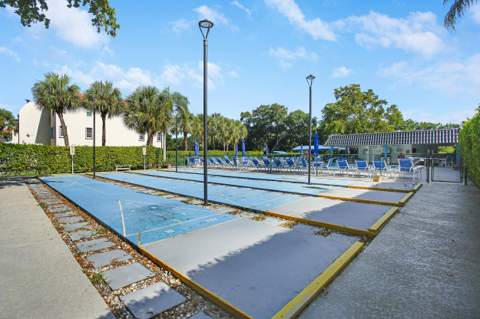 211 S Hollybrook Drive #107, Pembroke Pines FL - photo 19 of 20
