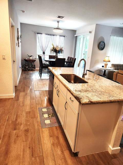 2841 NE Breezeway Circle, Jensen Beach FL - photo 9 of 41