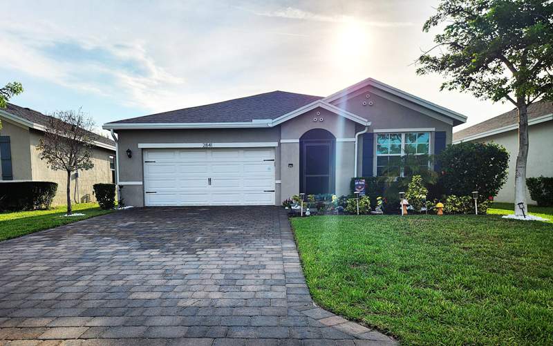 3 bedroom Single Family Residence at 2841 NE Breezeway Circle, Ocean Breeze West, Jensen Beach — photo 2