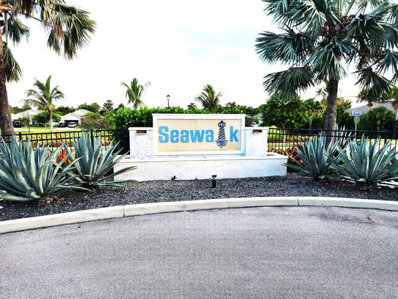 3 bedroom Single Family Residence at 2841 NE Breezeway Circle, Ocean Breeze West, Jensen Beach — photo 4