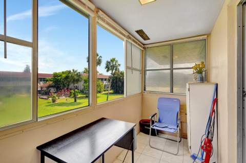 64 Coventry C, West Palm Beach FL - photo 13 of 30