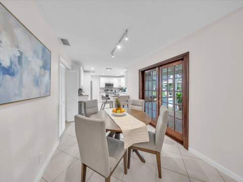 9651 Conch Shell Manor, Plantation FL - photo 18 of 63