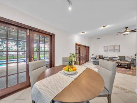 9651 Conch Shell Manor, Plantation FL - photo 22 of 63