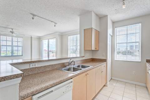 616 Clearwater Park Road #602, West Palm Beach FL - photo 16 of 58