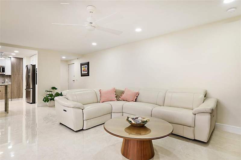 2 bedroom Condominium at 2800 N Ocean Drive #B-9A, Phoenix Towers Condo, Riviera Beach — photo 5