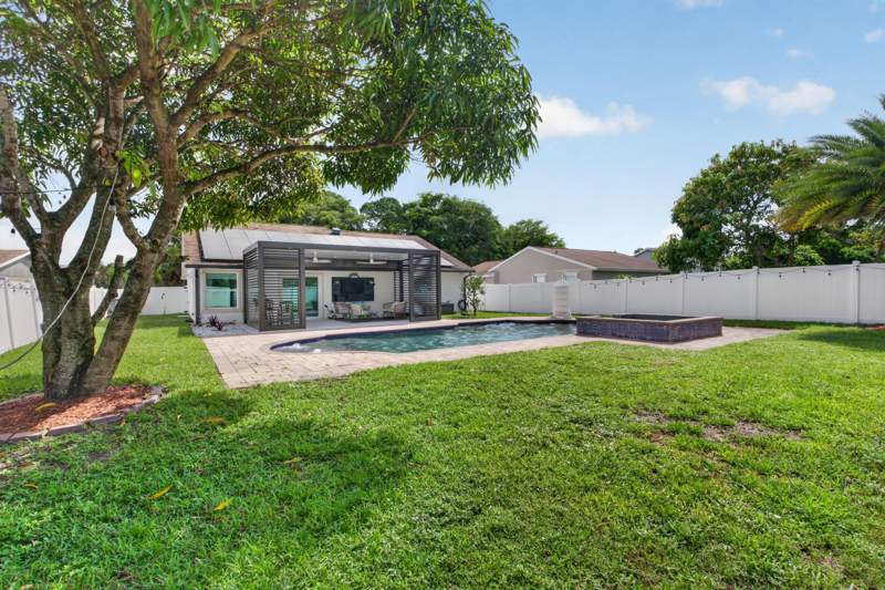 3 bedroom Single Family Residence at 4858 Classic Drive, Palm Club West Village 2, West Palm Beach — photo 4