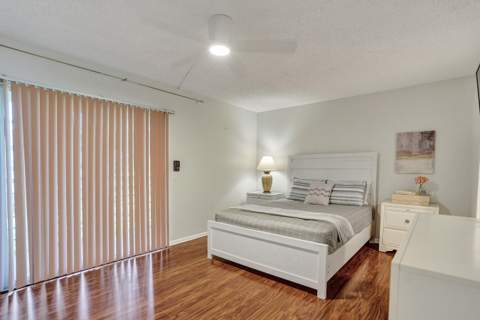 566 Fanshaw, Boca Raton FL - photo 17 of 27