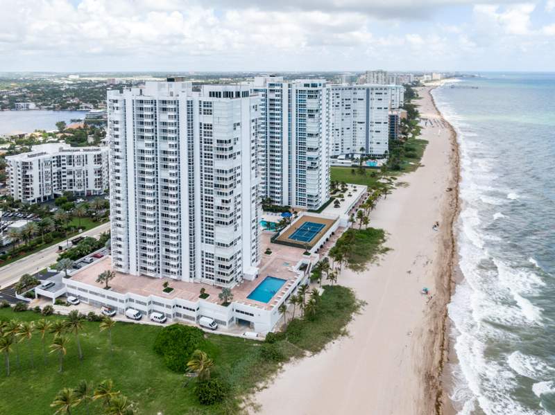 2 bedroom Condominium at 1370 S Ocean Boulevard #405, Renaissance II, Pompano Beach — photo 2