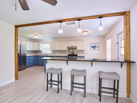 296 SE Wentworth Drive, Stuart FL - photo 7 of 56