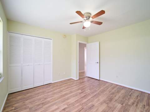 296 SE Wentworth Drive, Stuart FL - photo 20 of 56