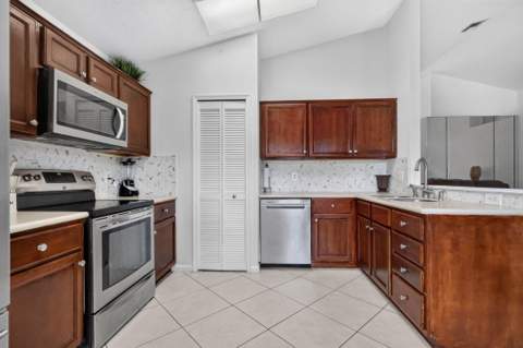 412 Trotters Lane, Greenacres FL - photo 18 of 48