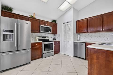 412 Trotters Lane, Greenacres FL - photo 19 of 48