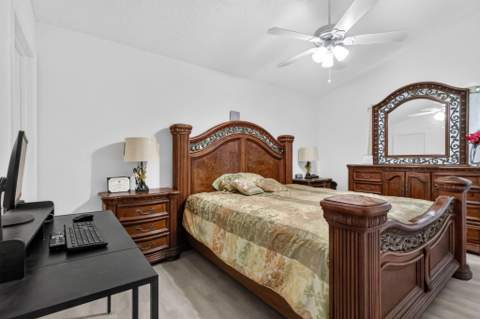 412 Trotters Lane, Greenacres FL - photo 23 of 48