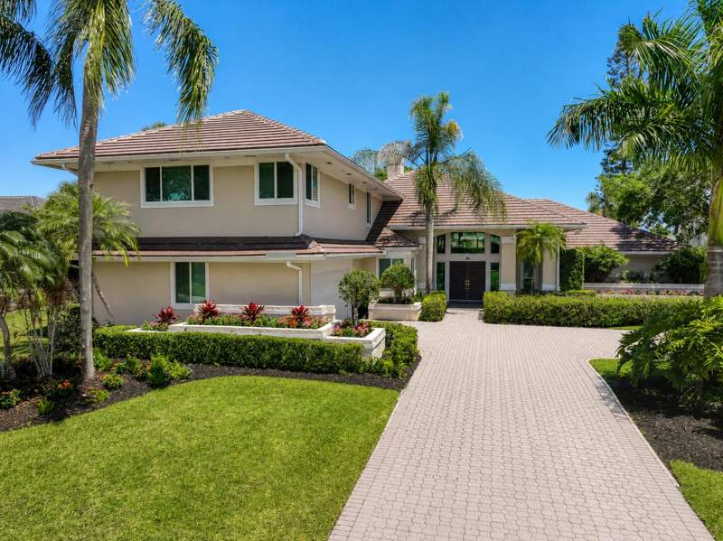 5 bedroom Single Family Residence at 185 Thornton Drive, Preston at PGA National, Palm Beach Gardens — photo 2