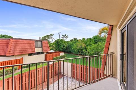3874 Victoria Drive, West Palm Beach FL - photo 17 of 17