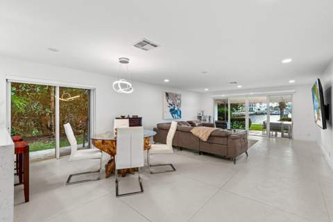 336 Venetian Drive #1, Delray Beach FL - photo 16 of 38