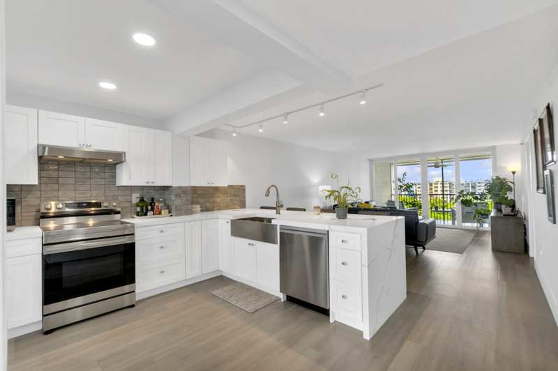 2 bedroom Condominium at 3940 Inverrary Boulevard #803-A, 18th Hole At Inverrary Condo, Lauderhill — photo 1