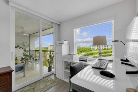 3940 Inverrary Boulevard #803-A, Lauderhill FL - photo 10 of 26