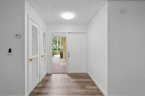 3405 Emerald Oaks Drive #207, Hollywood FL - photo 12 of 44