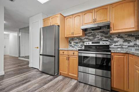 3405 Emerald Oaks Drive #207, Hollywood FL - photo 21 of 44