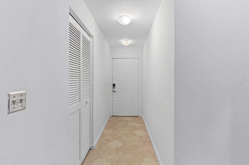 3 bedroom Townhouse at 2757 SW 2nd Street #2757, Homewood Lakes Sec C, Delray Beach — photo 2