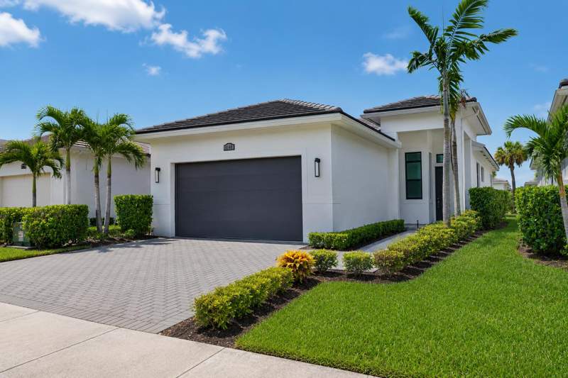 4 bedroom Single Family Residence at 9148 SW Esule Way, Verano , Port St. Lucie — photo 2