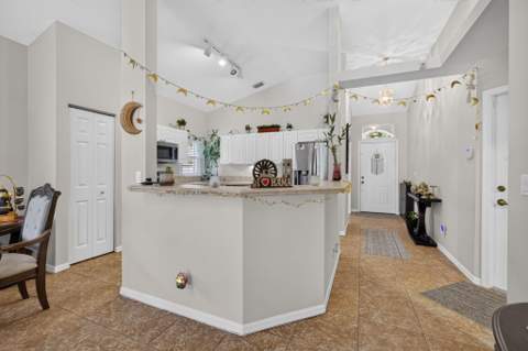 8058 Via Hacienda, Riviera Beach FL - photo 9 of 100