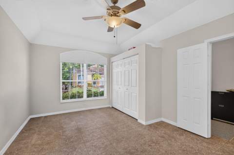 8058 Via Hacienda, Riviera Beach FL - photo 13 of 100