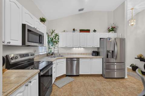 8058 Via Hacienda, Riviera Beach FL - photo 22 of 100