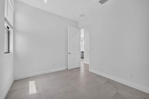 9148 SW Esule Way, Port St. Lucie FL - photo 13 of 38