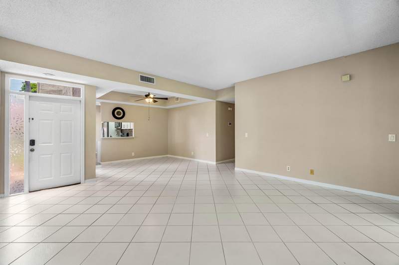 2 bedroom Condominium at 7685 Lexington Club Boulevard #B, Lexington Club Villas Condo, Delray Beach — photo 5