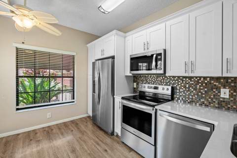 7685 Lexington Club Boulevard #B, Delray Beach FL - photo 15 of 43