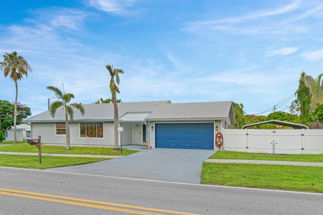 215 SW 8TH Street