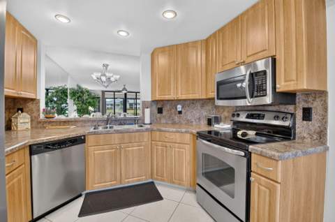 15831 Loch Maree Lane #5502, Delray Beach FL - photo 12 of 94
