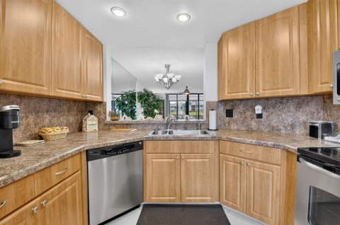 15831 Loch Maree Lane #5502, Delray Beach FL - photo 15 of 94