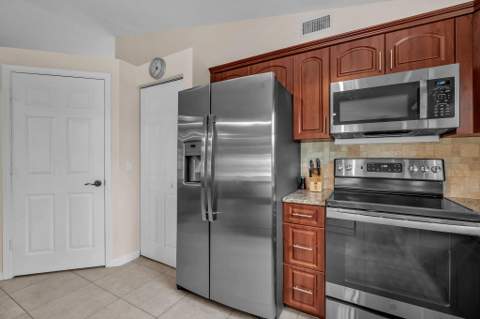 8576 Windy Circle, Boynton Beach FL - photo 23 of 71