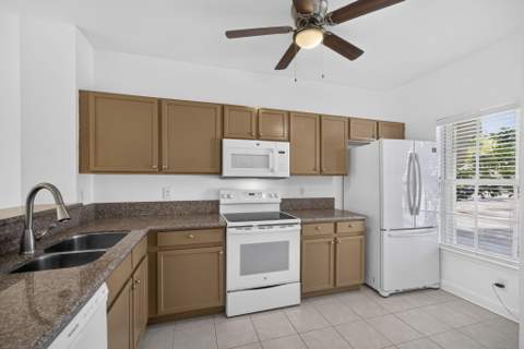 6932 Stoney Creek Circle, Lake Worth FL - photo 9 of 58