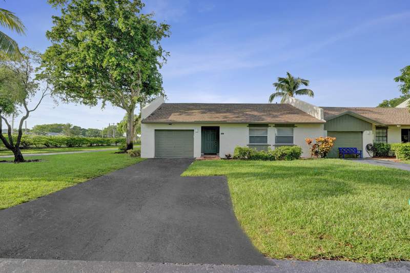 3 bedroom Townhouse at 904 NW 51st Street, Villa Verde, Deerfield Beach — photo 2