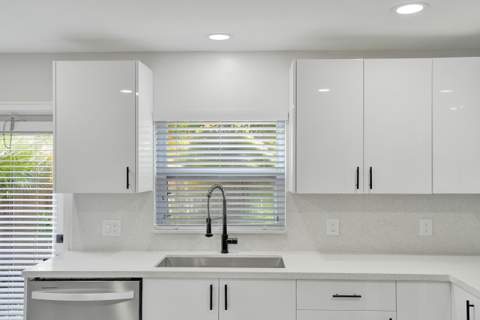 904 NW 51st Street, Deerfield Beach FL - photo 22 of 62