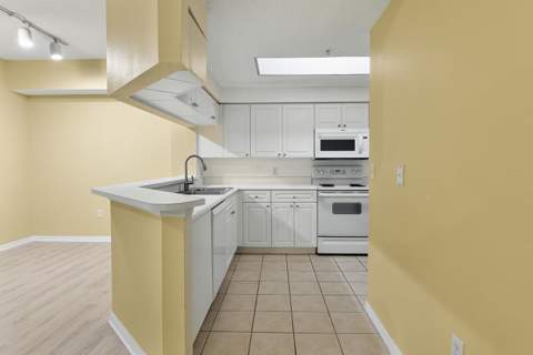2730 Anzio Court #108, Palm Beach Gardens FL - photo 13 of 32